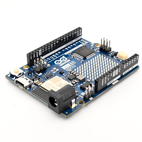 Arduino UNO R4 – a well-recognised board, new possibilities