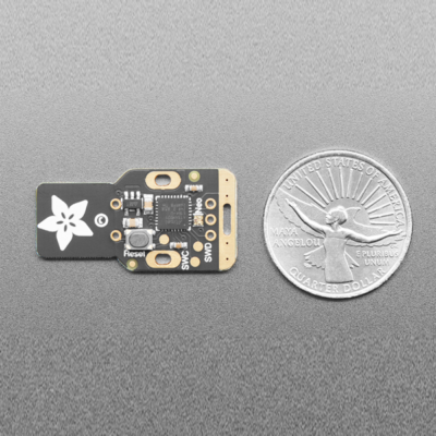 Bovenkant Adafruit Rotary Trinkey - USB NeoPixel Rotary Encoder grootte vergelijking